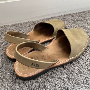 - Pons Tan Sandals